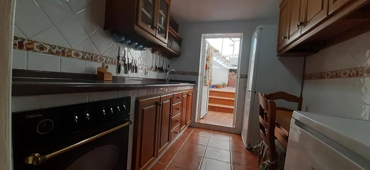 Casa Luciita: Agradable Con Chimenea, Patio Y Bbq. Villa Ojen 0*,  Spain