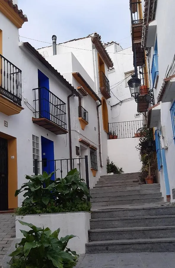 Casa Luciita: Agradable Con Chimenea, Patio Y Bbq. Villa Ojen Holiday home