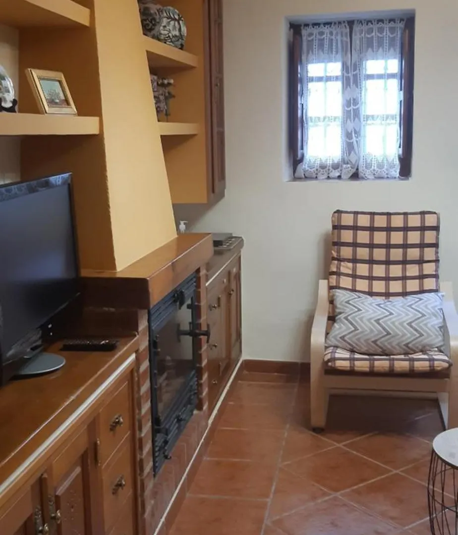 Casa Luciita: Agradable Con Chimenea, Patio Y Bbq. Villa Ojen 0*,  Spain